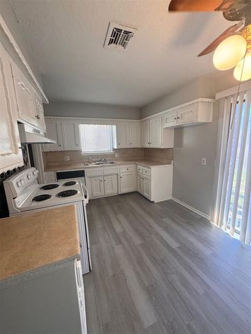 2028 N Mitchell Drive, Midwest City, OK 73110