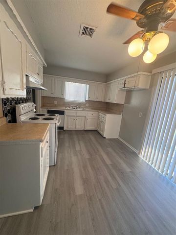 2028 N Mitchell Drive, Midwest City, OK 73110