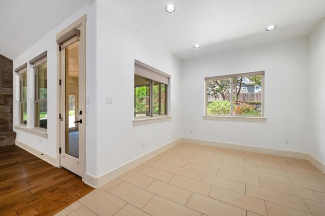 22127 OBAN DR, Spicewood, TX 78669