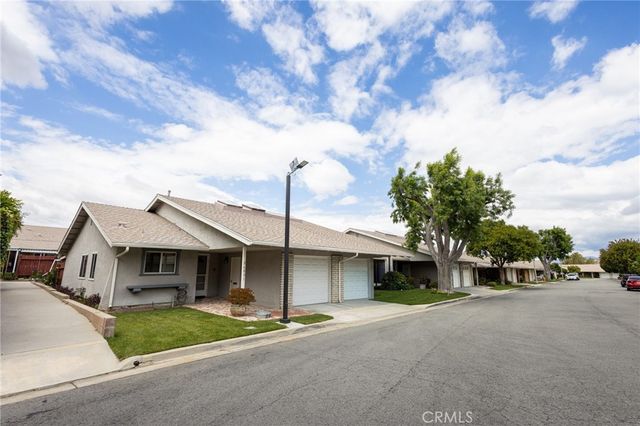 26801 Circle Of The Oaks, Newhall, CA 91321