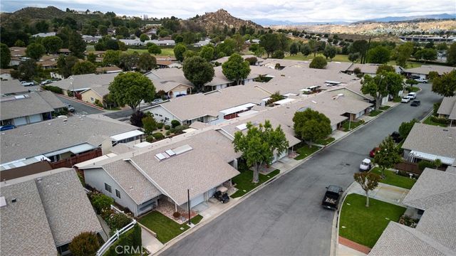 26801 Circle Of The Oaks, Newhall, CA 91321