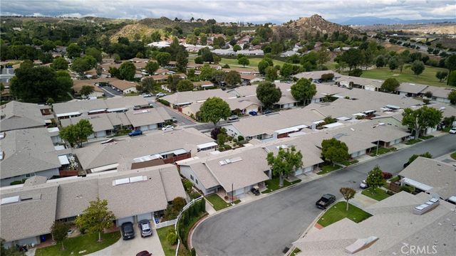 26801 Circle Of The Oaks, Newhall, CA 91321