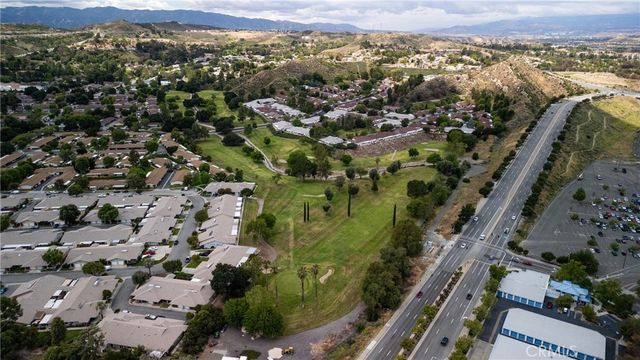 26801 Circle Of The Oaks, Newhall, CA 91321