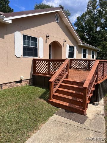 162 Old Barn Road, Wetumpka, AL 36092