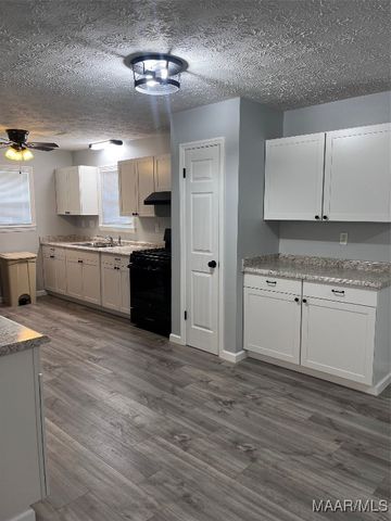 162 Old Barn Road, Wetumpka, AL 36092