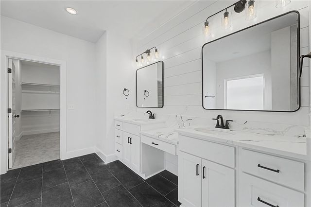 1420 Dresden Drive, Centerton, AR 72719