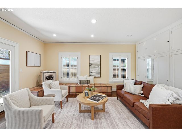 1133 Ne 37TH Ave, Portland, OR 97232