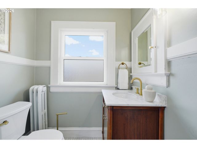 1133 Ne 37TH Ave, Portland, OR 97232