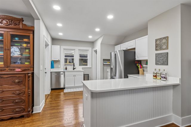 1310 40th Street, Des Moines, IA 50311