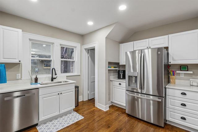 1310 40th Street, Des Moines, IA 50311