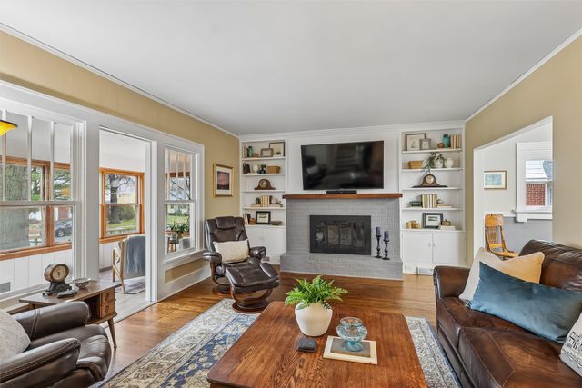 1310 40th Street, Des Moines, IA 50311