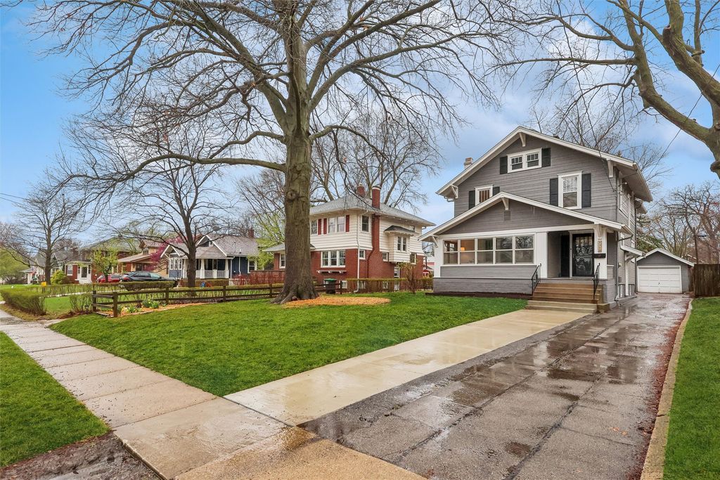 1310 40th Street, Des Moines, IA 50311