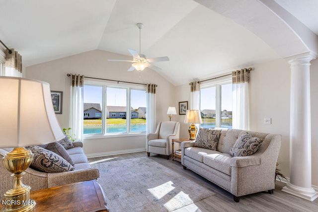 26364 Stillwater Drive, Perrysburg, OH 43551