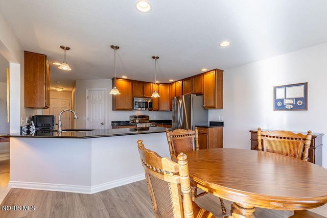 26364 Stillwater Drive, Perrysburg, OH 43551