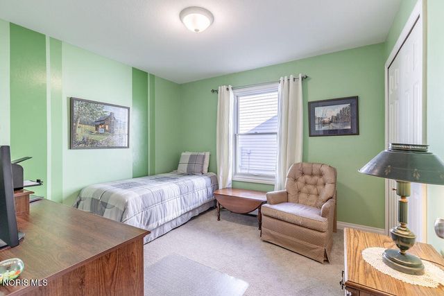 26364 Stillwater Drive, Perrysburg, OH 43551