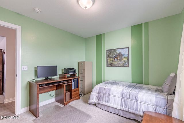 26364 Stillwater Drive, Perrysburg, OH 43551