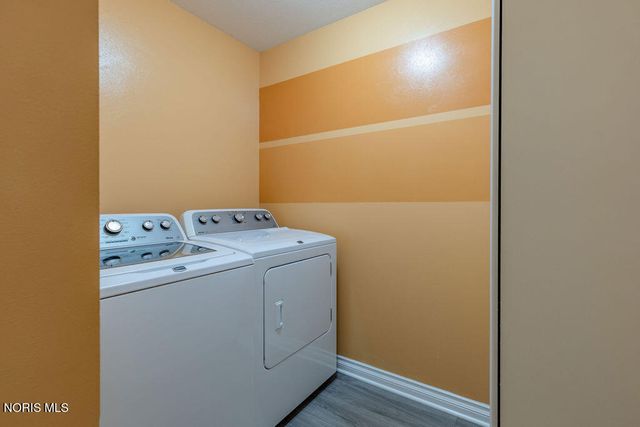 26364 Stillwater Drive, Perrysburg, OH 43551