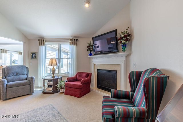 26364 Stillwater Drive, Perrysburg, OH 43551