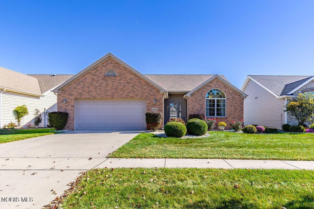 26364 Stillwater Drive, Perrysburg, OH 43551