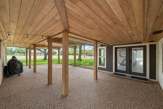 3148 Fm 333 Road, Garwood, TX 77442