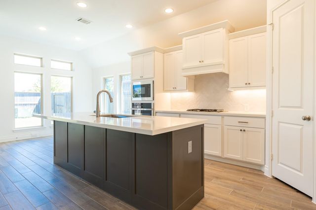 28503 Damon Creek Lane, Fulshear, TX 77441