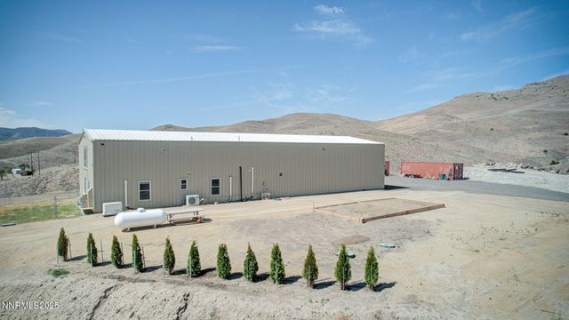 40 Flowery Avenue, Dayton, NV 89403