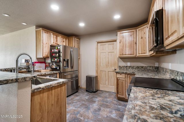 40 Flowery Avenue, Dayton, NV 89403