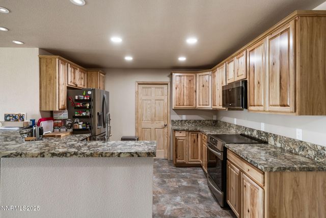 40 Flowery Avenue, Dayton, NV 89403