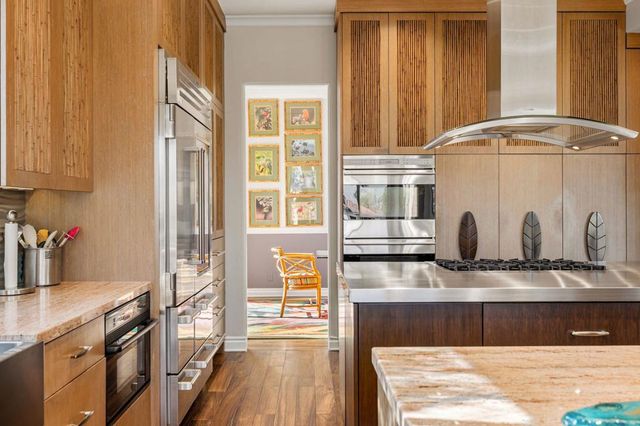 820 Mission Creek Drive, Palm Desert, CA 92211