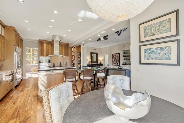 820 Mission Creek Drive, Palm Desert, CA 92211