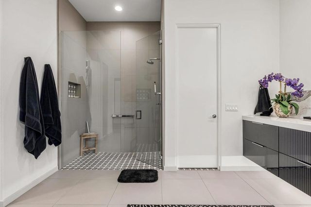 820 Mission Creek Drive, Palm Desert, CA 92211