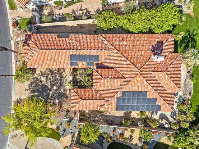 820 Mission Creek Drive, Palm Desert, CA 92211