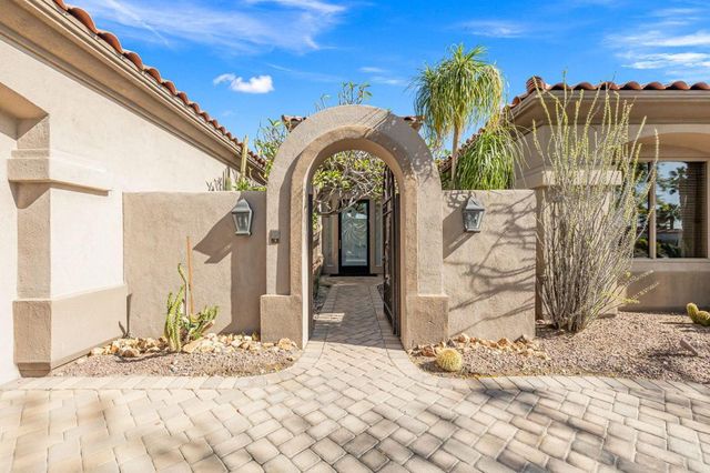820 Mission Creek Drive, Palm Desert, CA 92211