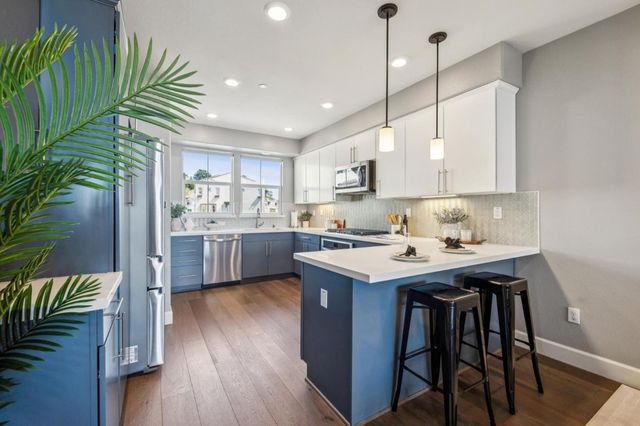 3001 Ocean View Court E, Daly City, CA 94014