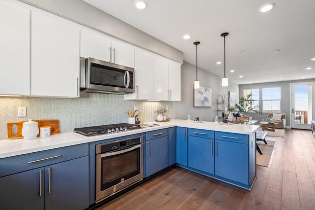 3001 Ocean View Court E, Daly City, CA 94014