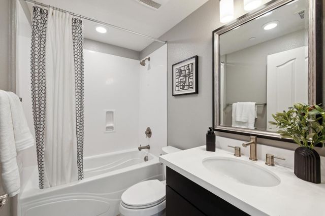 3001 Ocean View Court E, Daly City, CA 94014