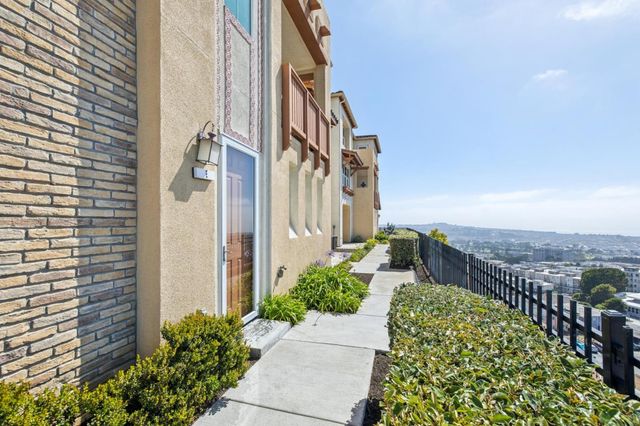 3001 Ocean View Court E, Daly City, CA 94014