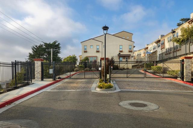 3001 Ocean View Court E, Daly City, CA 94014
