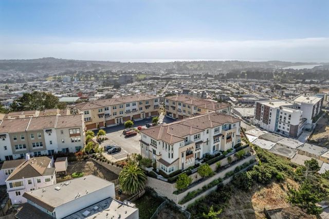 3001 Ocean View Court E, Daly City, CA 94014