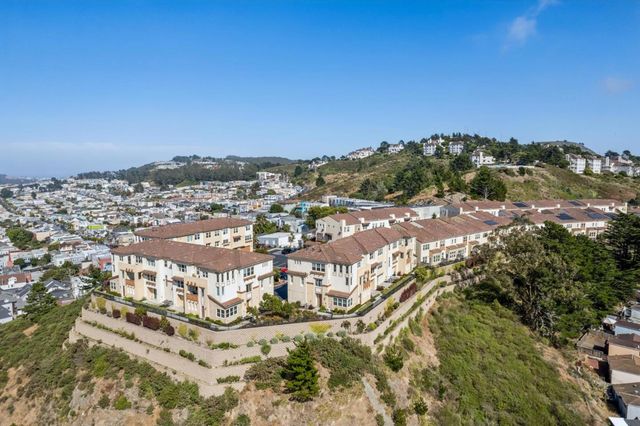 3001 Ocean View Court E, Daly City, CA 94014