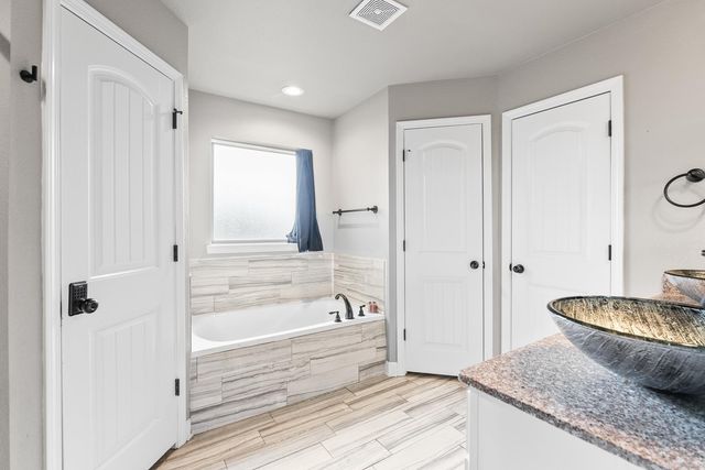 12 Birchwood Drive, Ward, AR 72176