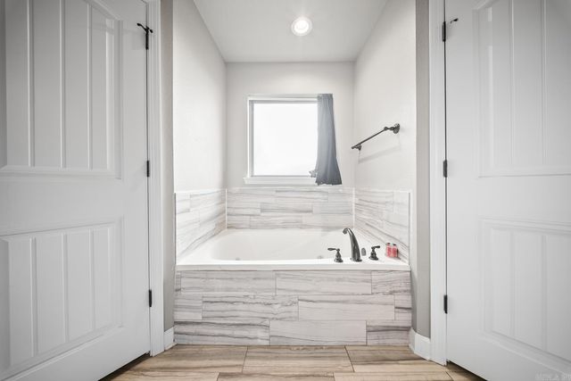 12 Birchwood Drive, Ward, AR 72176