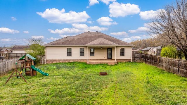 12 Birchwood Drive, Ward, AR 72176