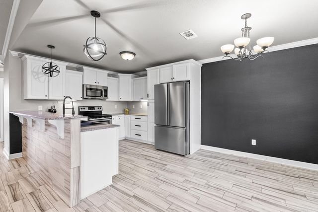 12 Birchwood Drive, Ward, AR 72176