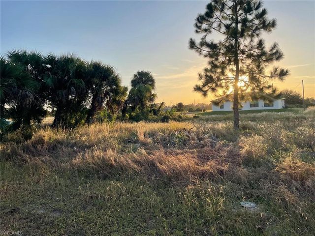 758 Fleming AVE S, Lehigh Acres, FL 33974