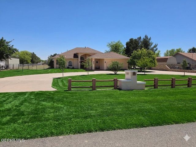 585 ANAHUAC Avenue, El Paso, TX 79932