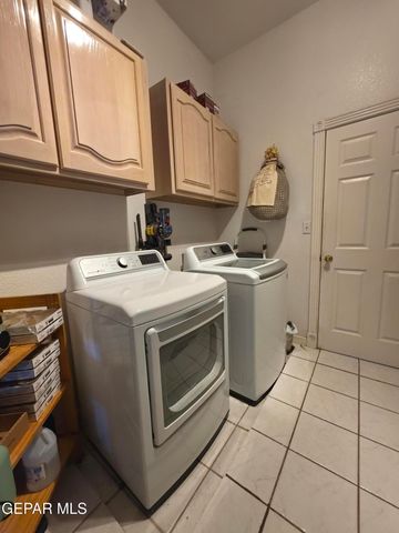 585 ANAHUAC Avenue, El Paso, TX 79932
