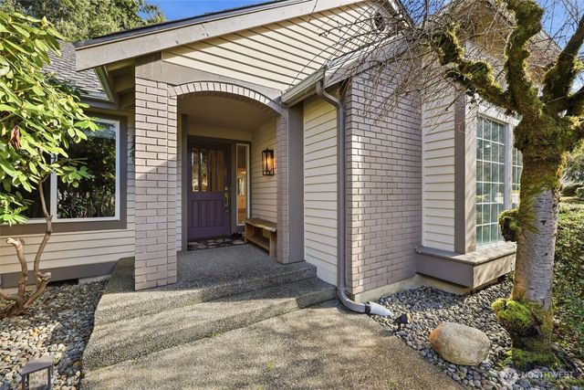 7223 65th Ave W, Lakewood, WA 98499