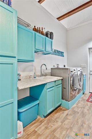 59 Leaning Oak Road, Victoria, TX 77904