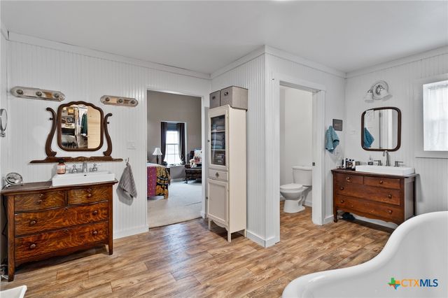 59 Leaning Oak Road, Victoria, TX 77904